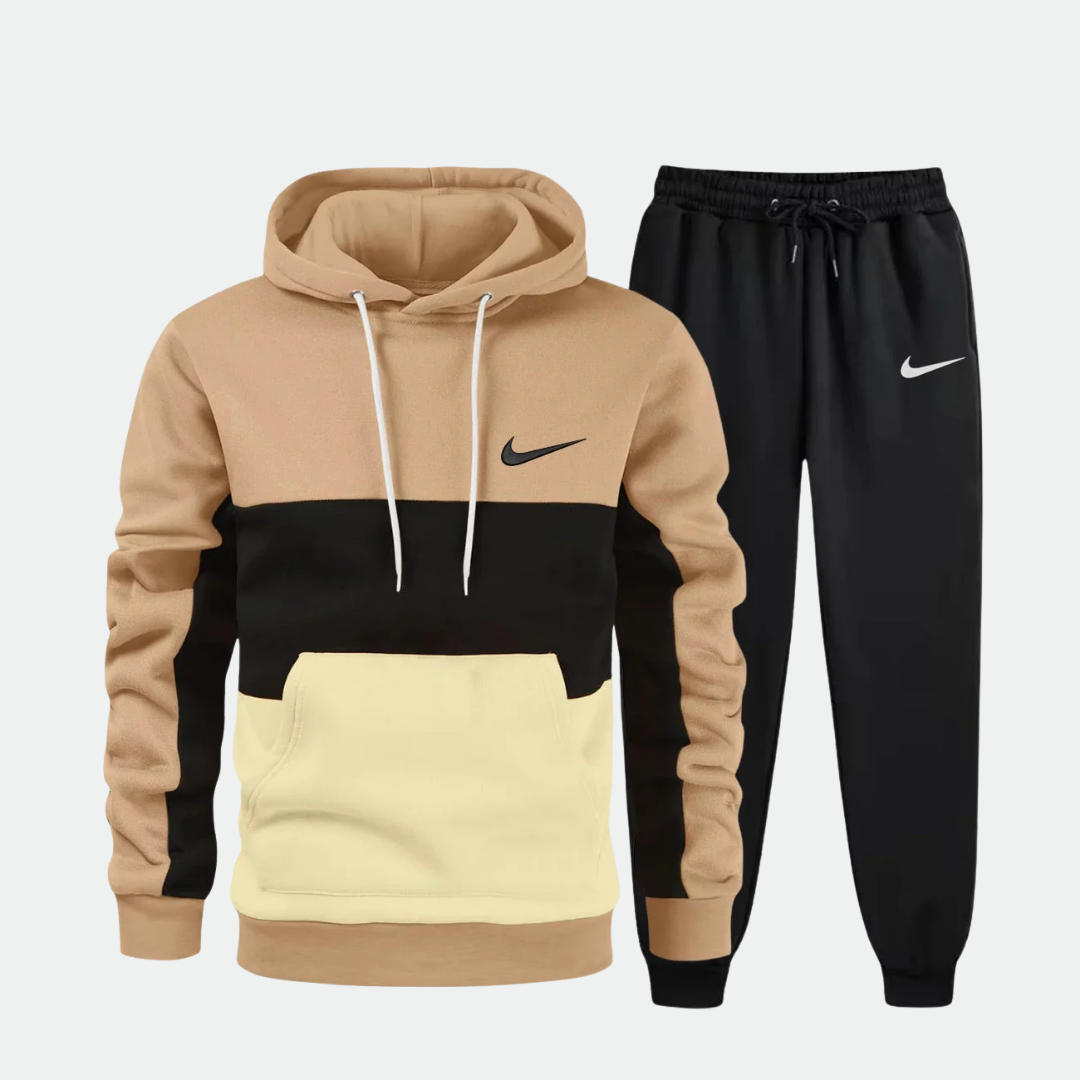 Casualowy Dres z Kapturem