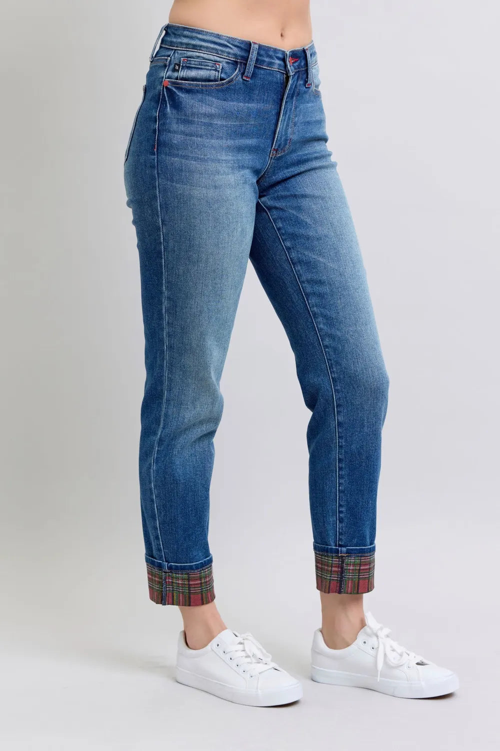 Judy Blue plaid cuff jeans with pockets. Full size straight leg denim for women. Trendy, comfy, and perfect for everyday wear.